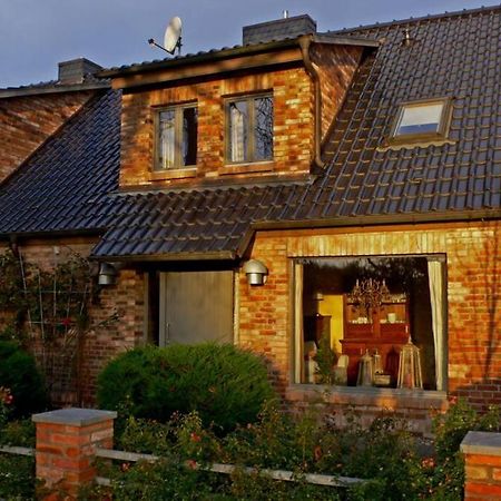 אנגרמונד Ferienwohnung In Peetzig Am See מראה חיצוני תמונה